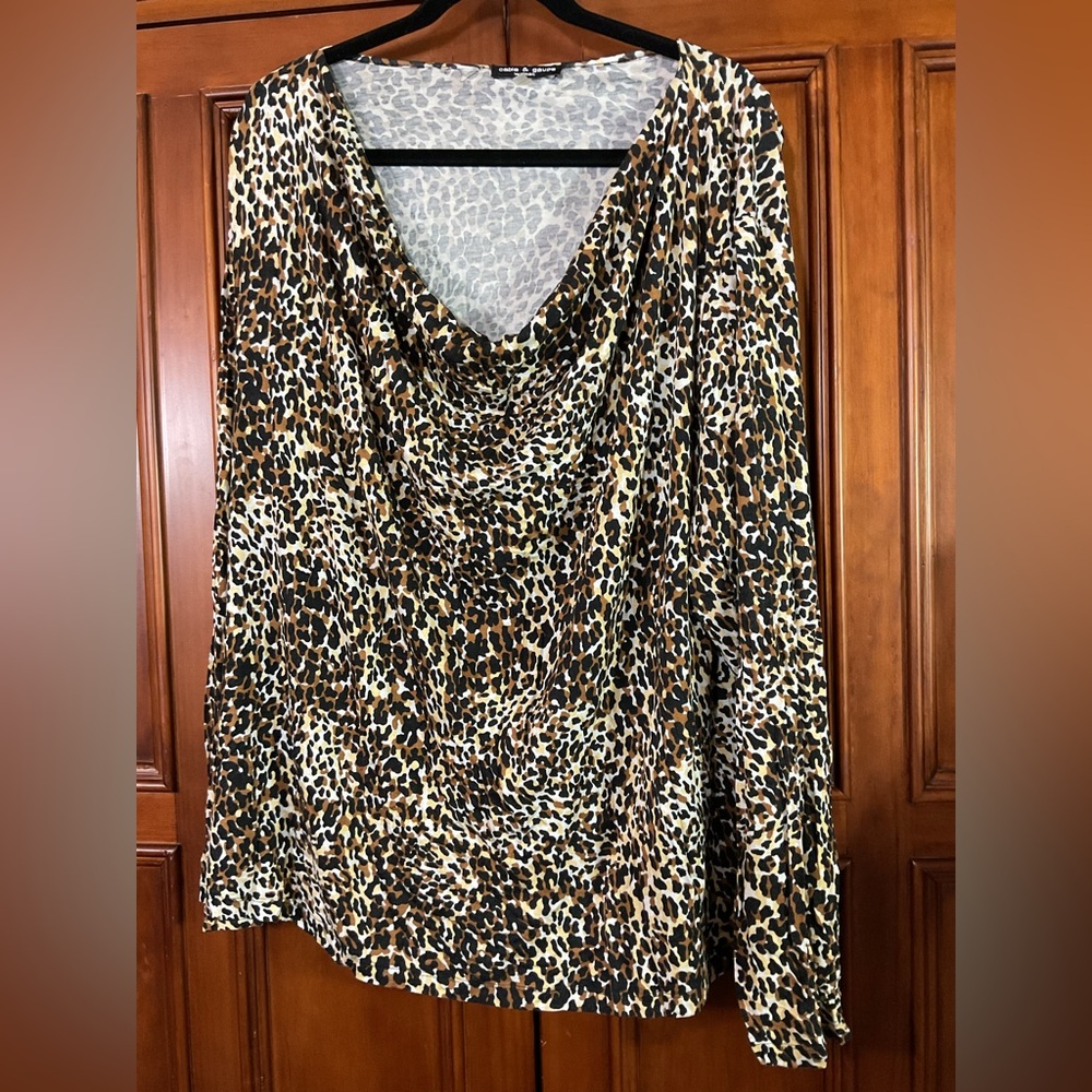 Cable & Gauge Woman 3XL Animal Print Blouse Scoop Neck Lknw Condition As Seen My
